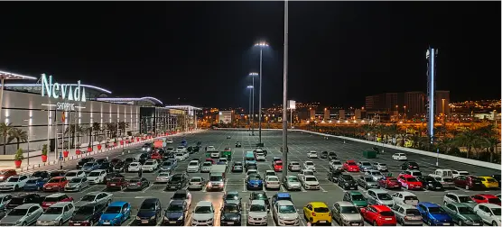 Proyectos Centros Comerciales realizados por Luxes