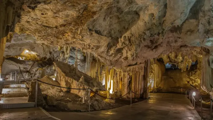 Proyecto Axent Collection Cueva de Nerja