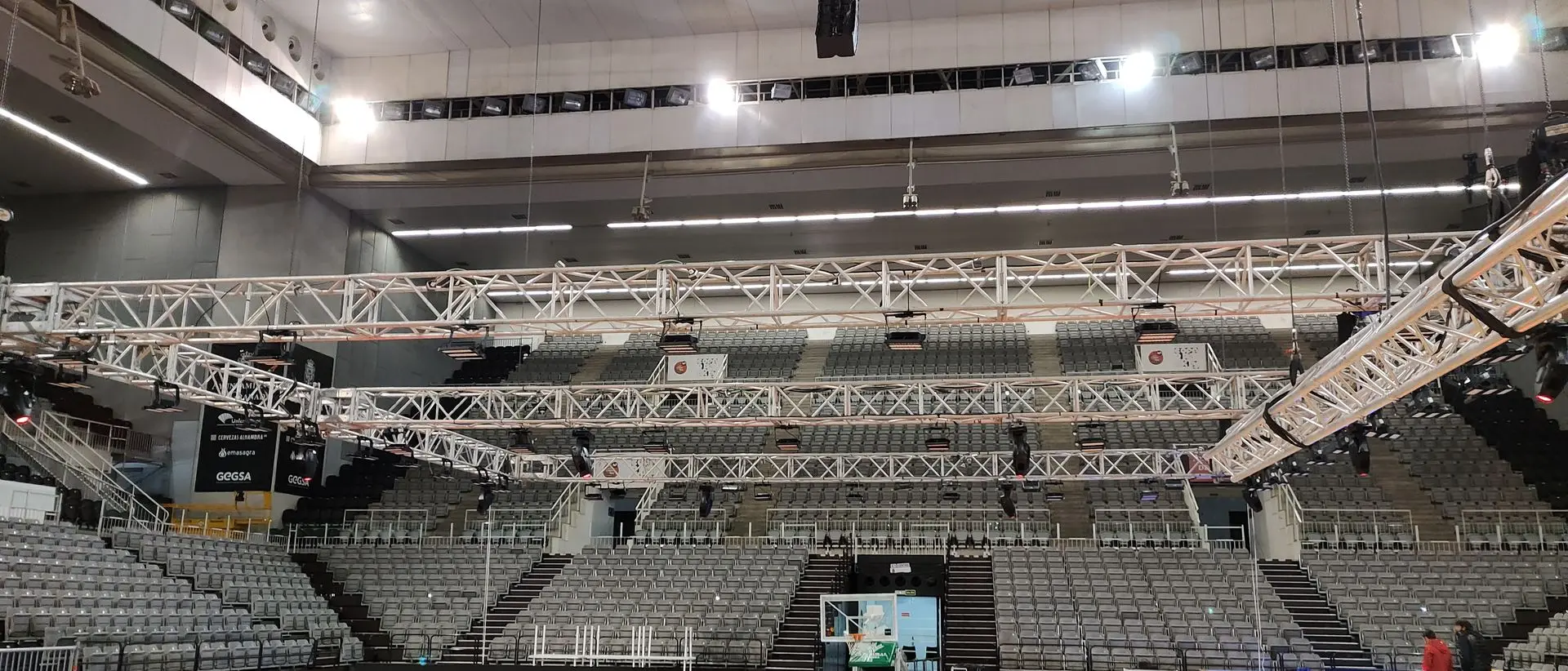 Iluminación LED para la Copa del Rey de Baloncesto en Granada realizada por Luxes.