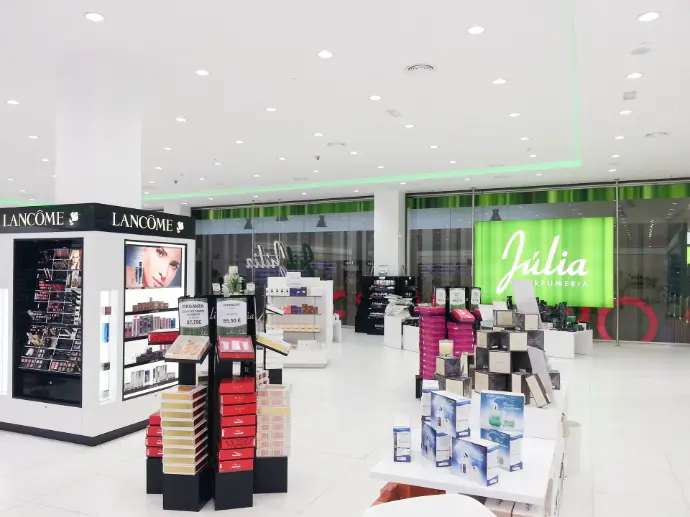 Otros proyectos Perfumería Júlia, Andorra